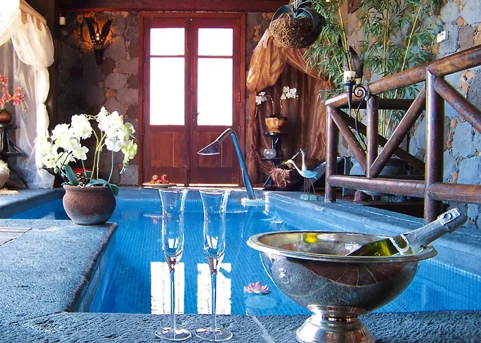 Caserio Lomo Arriba Torre Del Sol, Vera De Erques